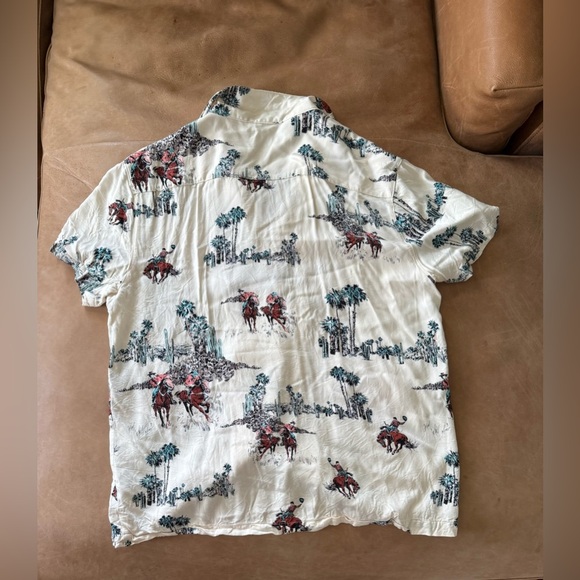 Forever 21 Short Sleeve Button Down Cowboy Print Graphic Shirt Men’s Large - Picture 7 of 7